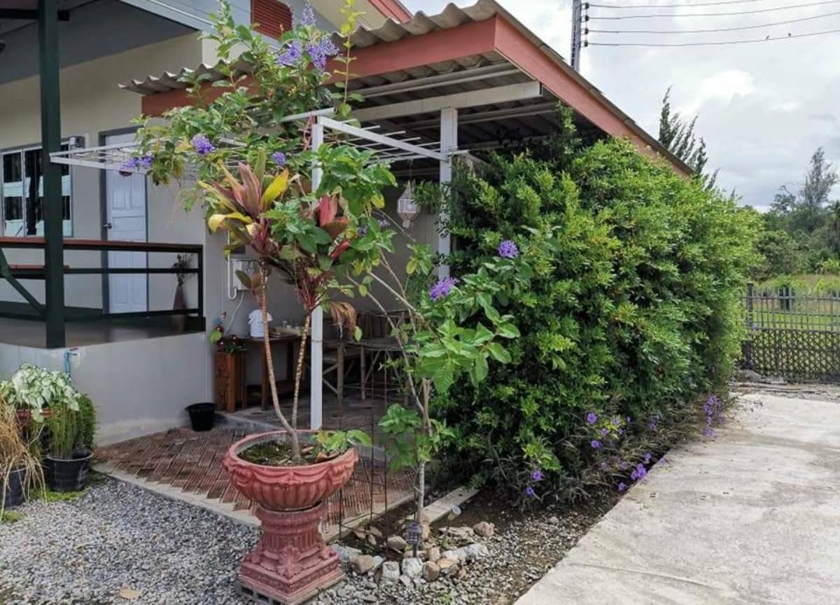 Sailom Resort​ Chom Thong Exterior foto